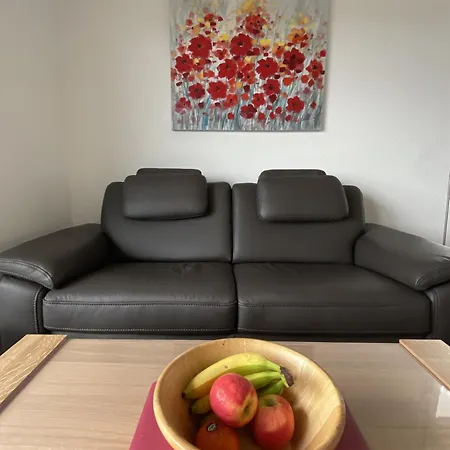 21124 Apartment *